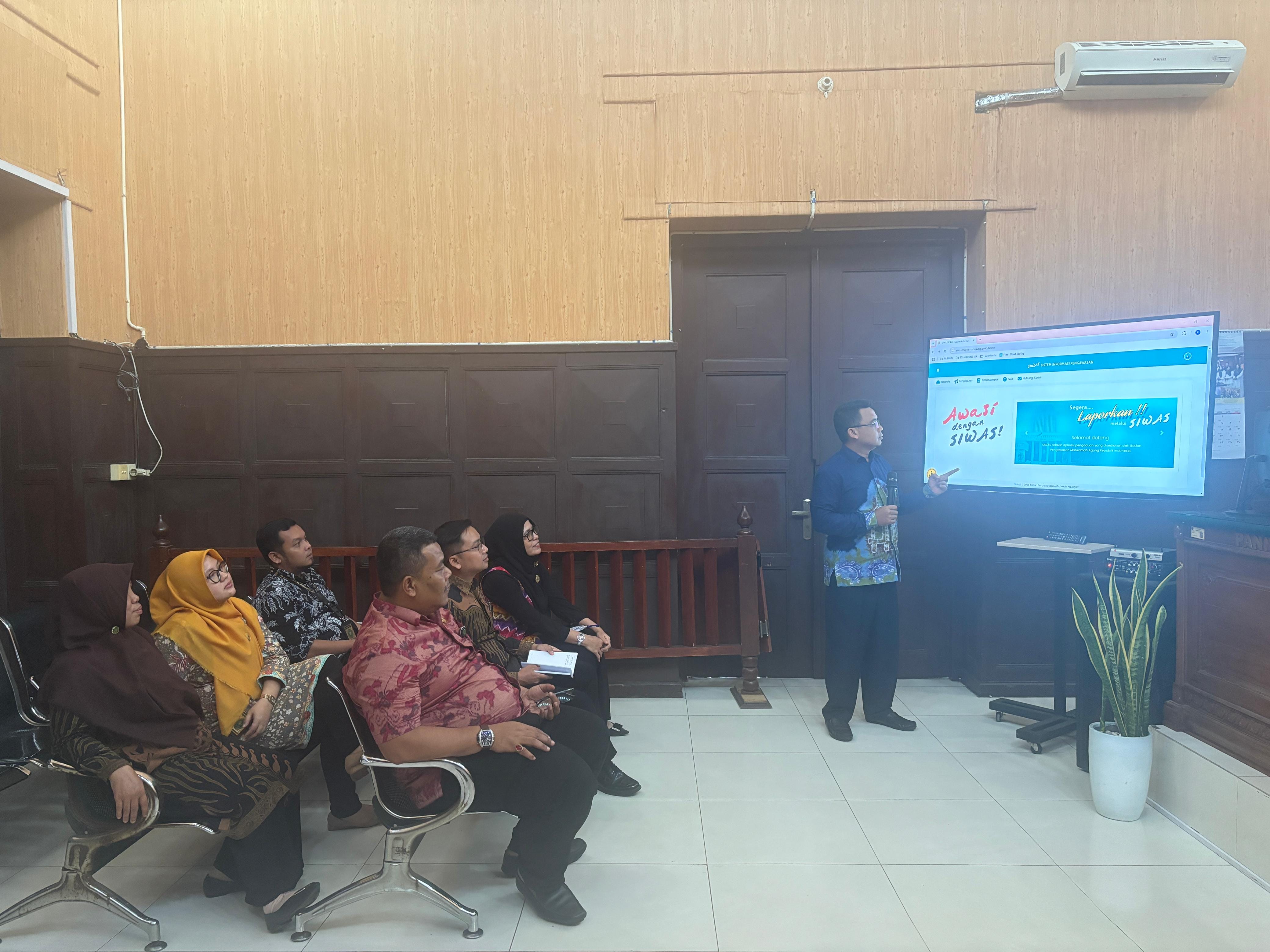 2024 11 21 rapat monev 2 compress