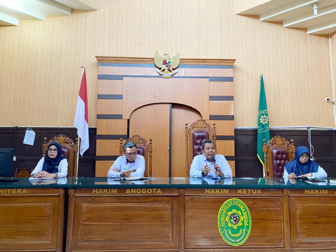 13 10 2025 Rapat Monev 1