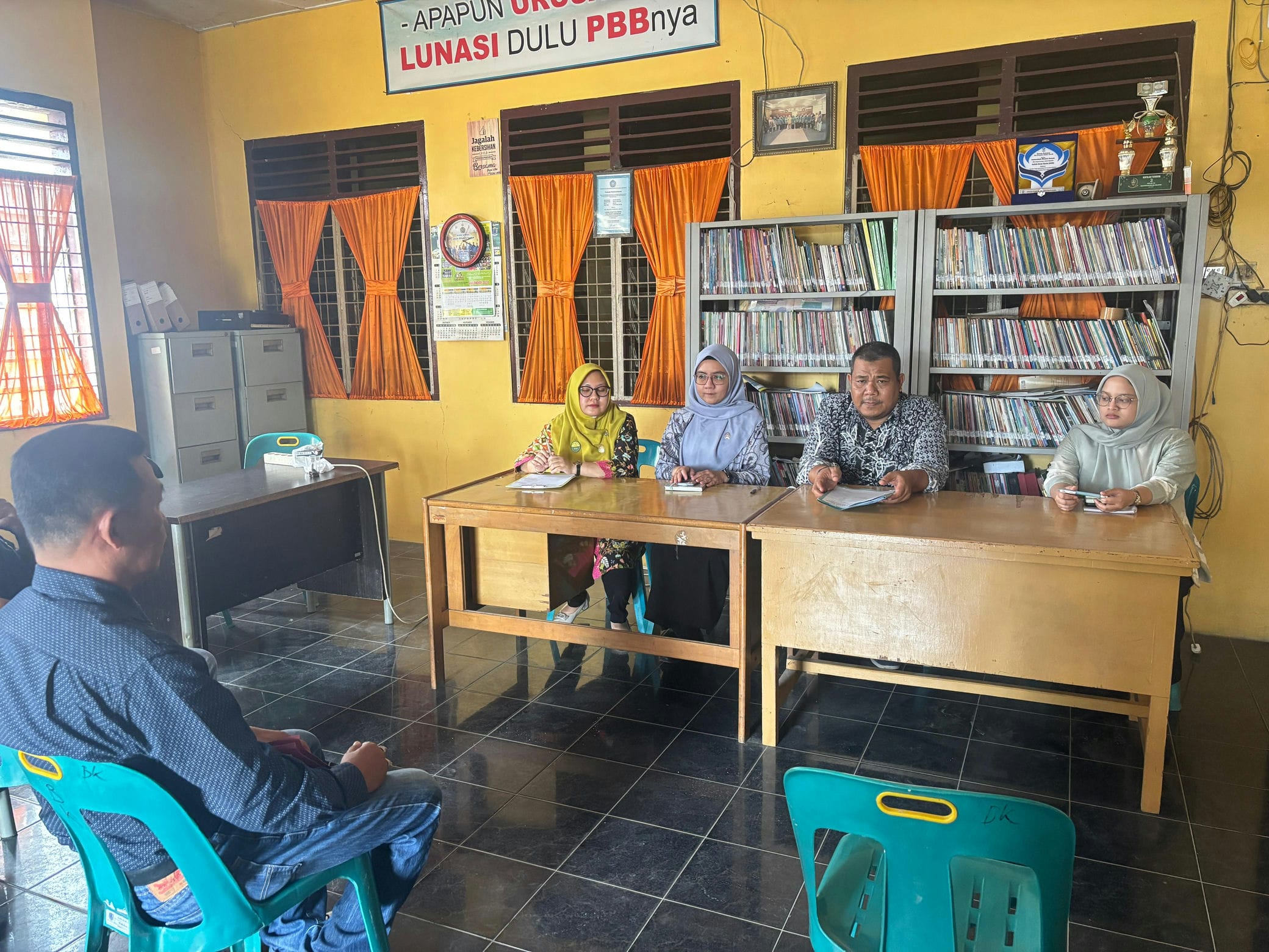 Jumat 19 September 2025 Decente 1 compress