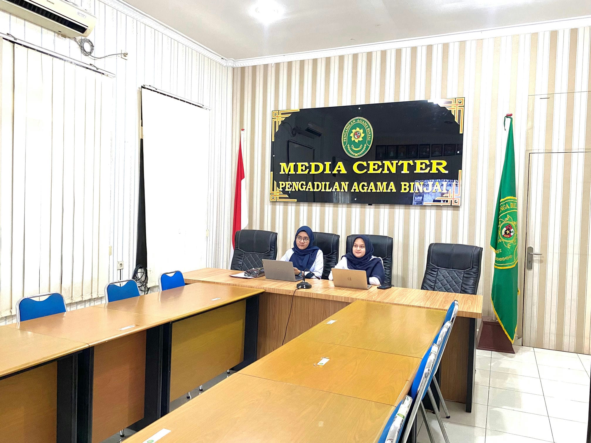 senin 29 sept zoom hakim perempuan 1